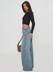 Demie Mid Rise Wide Leg Jeans Light Blue Wash